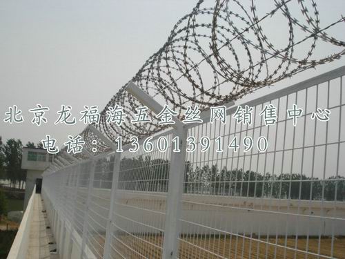监狱围界-009